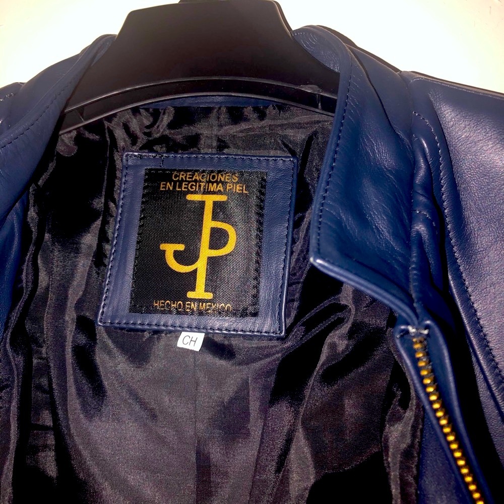 Jacket - Picture 2 of 2